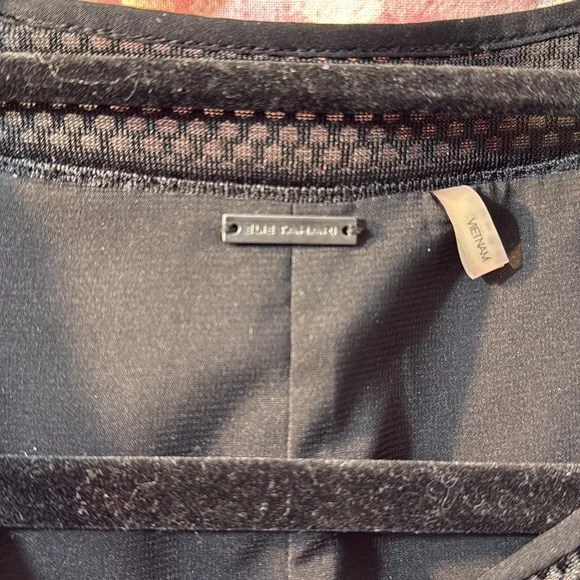 Elie Tahari black faux leather trim zip front short sleeved midi dress Size 4 - Picture 7 of 9